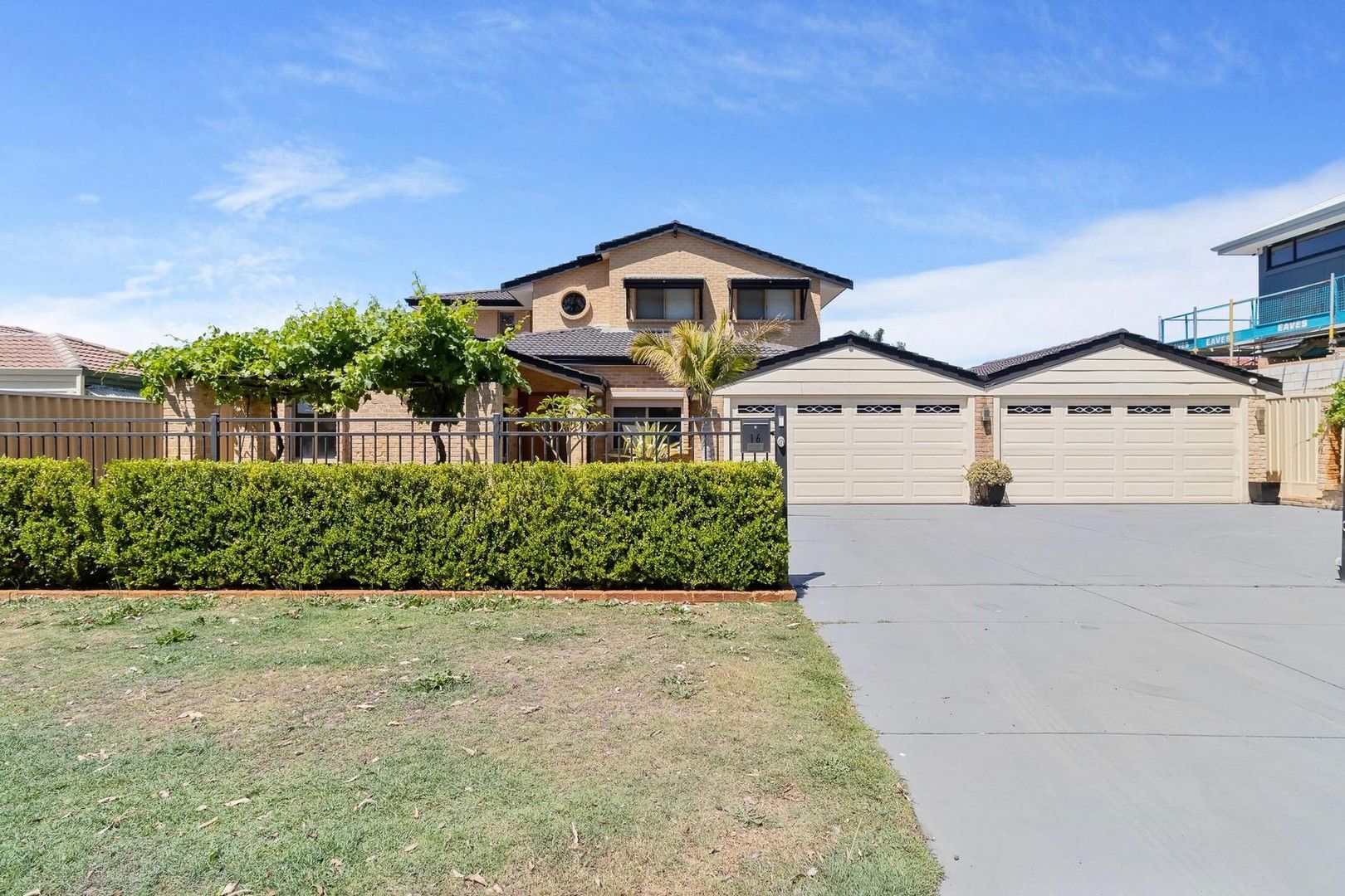 5 bedrooms House in 16 Challenger Avenue MORLEY WA, 6062