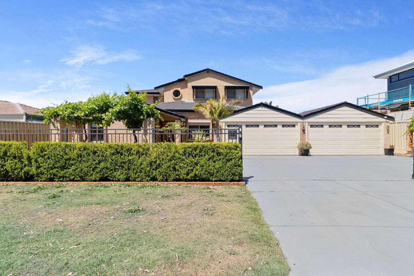 5 bedrooms House in 16 Challenger Avenue MORLEY WA, 6062