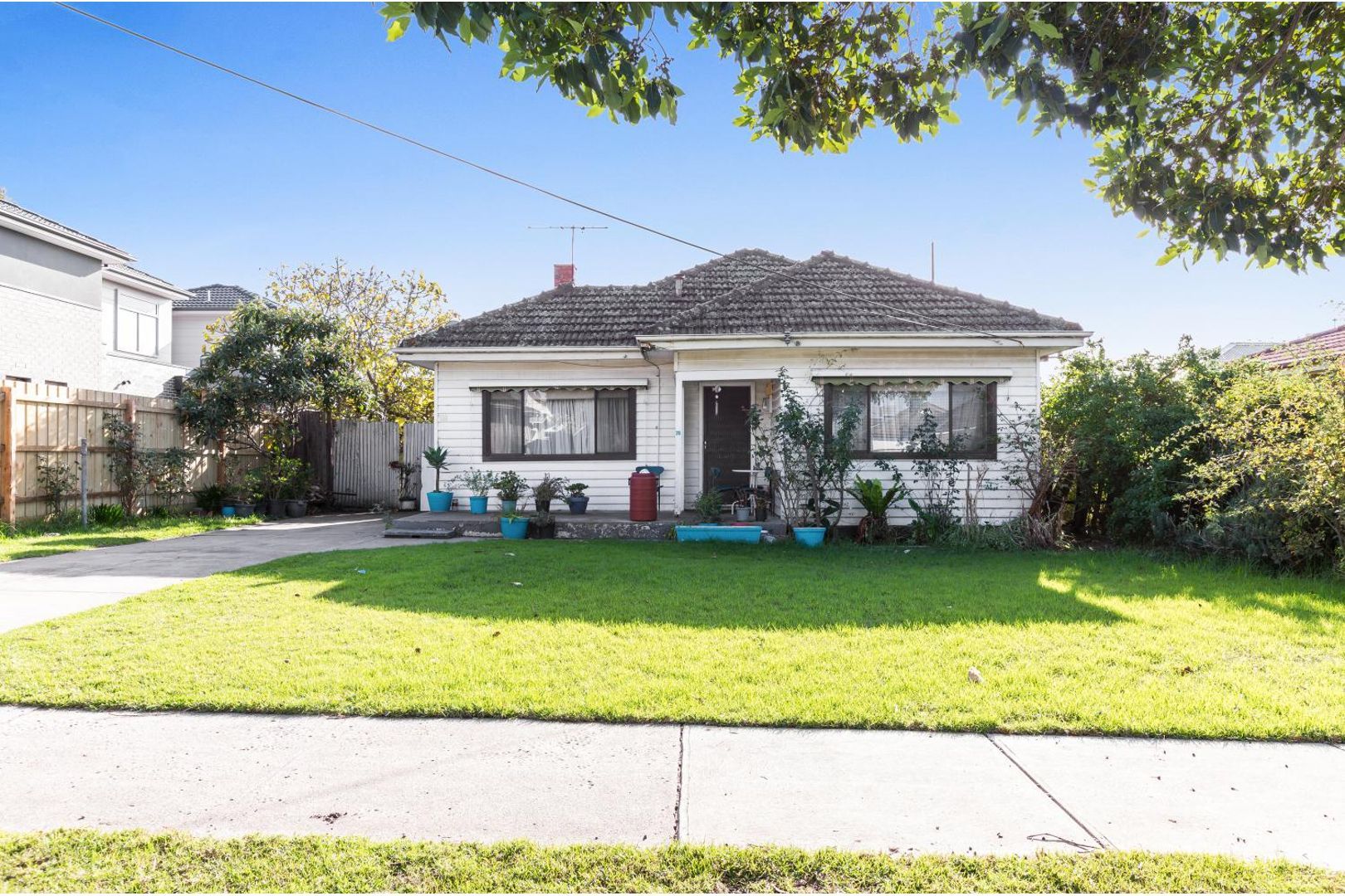 28 Mcmahon Road, Reservoir Property History & Address Research Domain