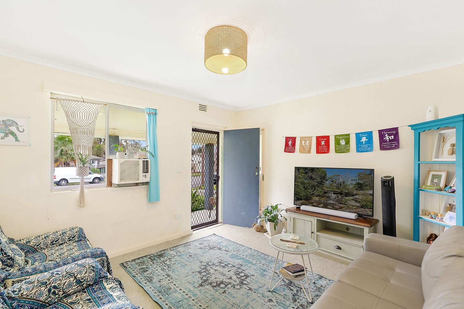 11 Spencer Road, Mannering Park NSW 2259, Image 1