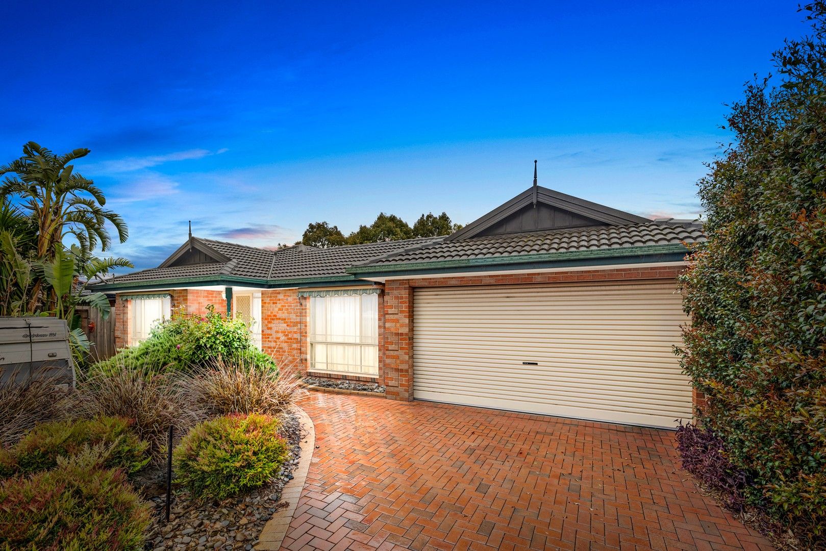 4 bedrooms House in 56 Grevillea Crescent HOPPERS CROSSING VIC, 3029