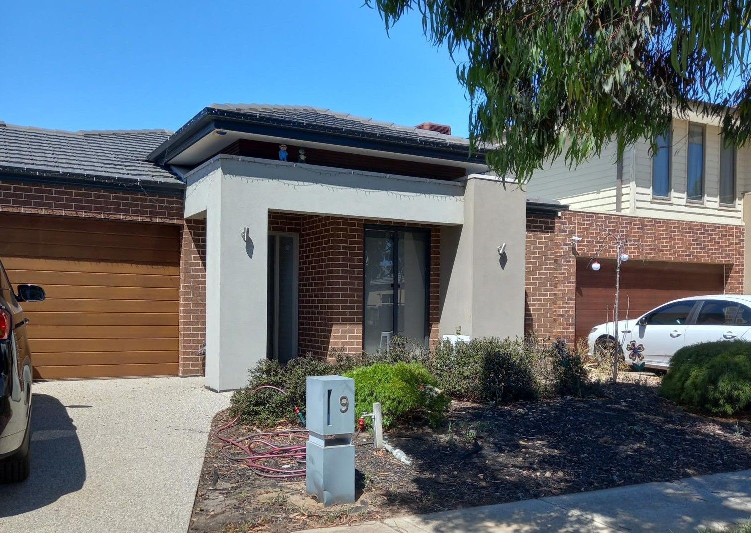 4 bedrooms House in 9 Berington Drive WILLIAMS LANDING VIC, 3027