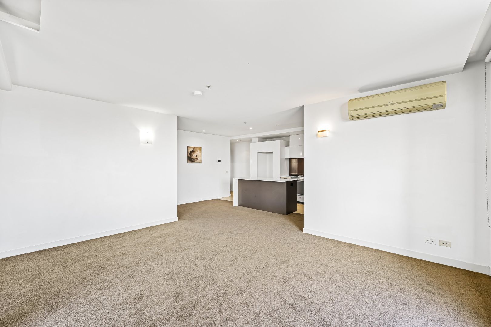 2410/200 Spencer Street, Melbourne VIC 3000, Image 2