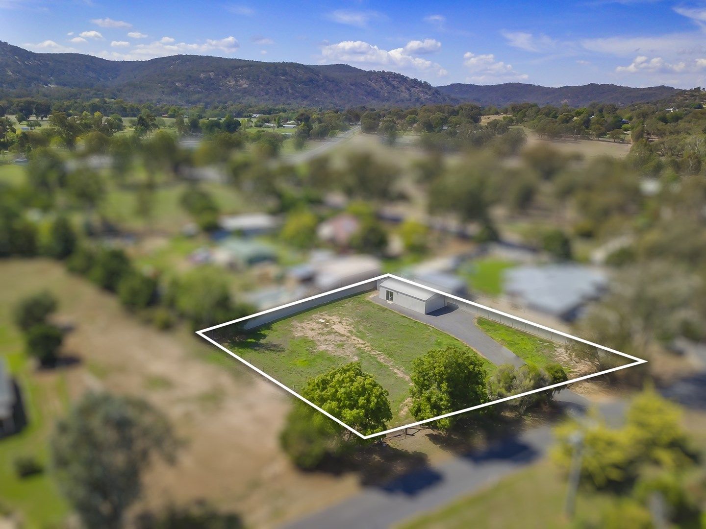 8 McGregor Street, Eldorado VIC 3746, Image 0