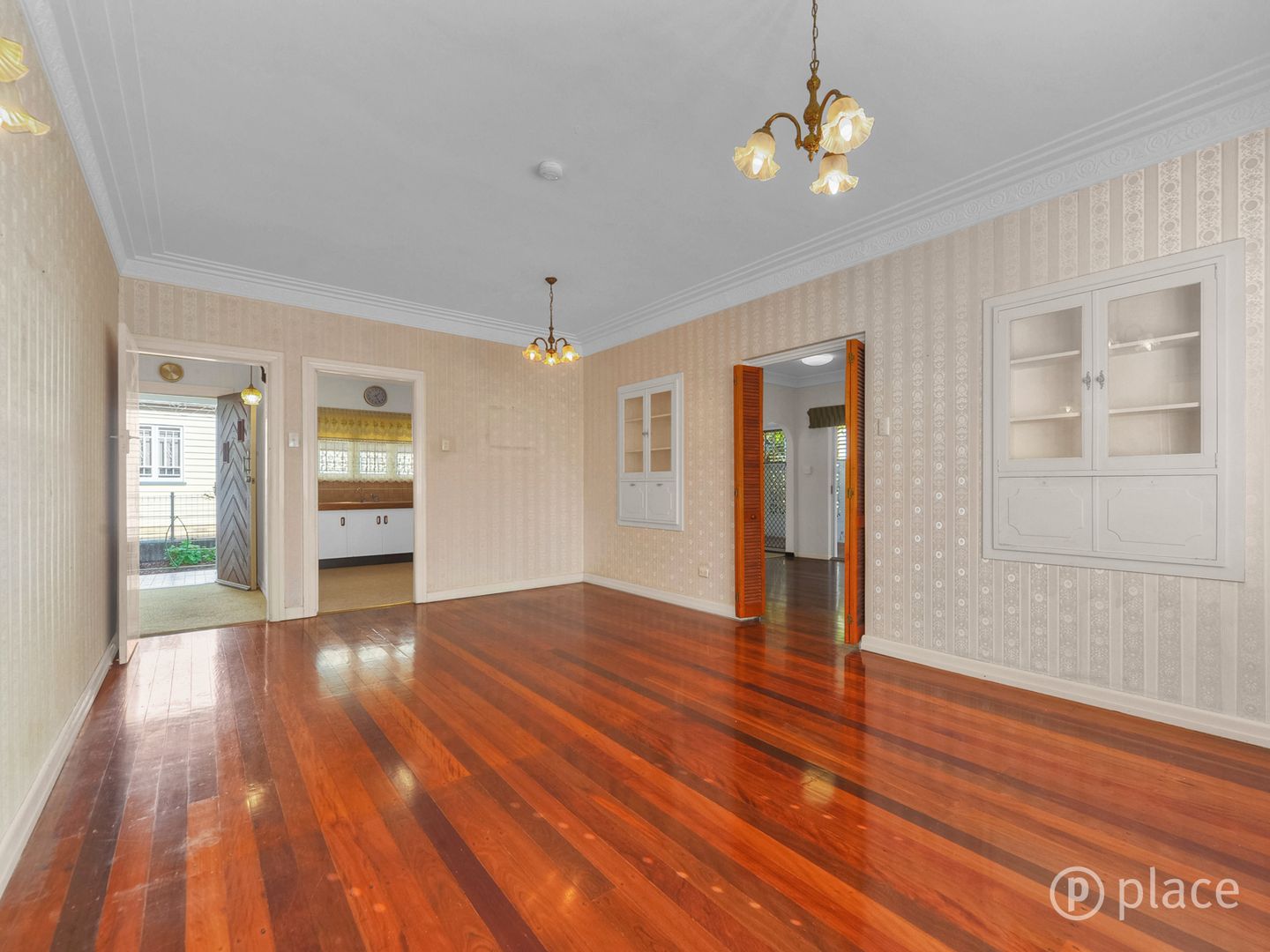 77 Lancaster Street, Coorparoo QLD 4151, Image 2