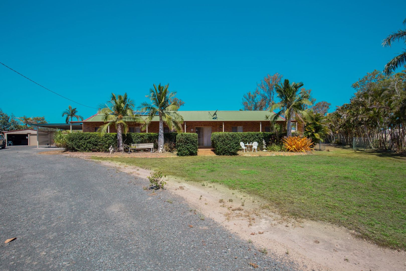 4 Sunrise Court, Branyan QLD 4670, Image 2