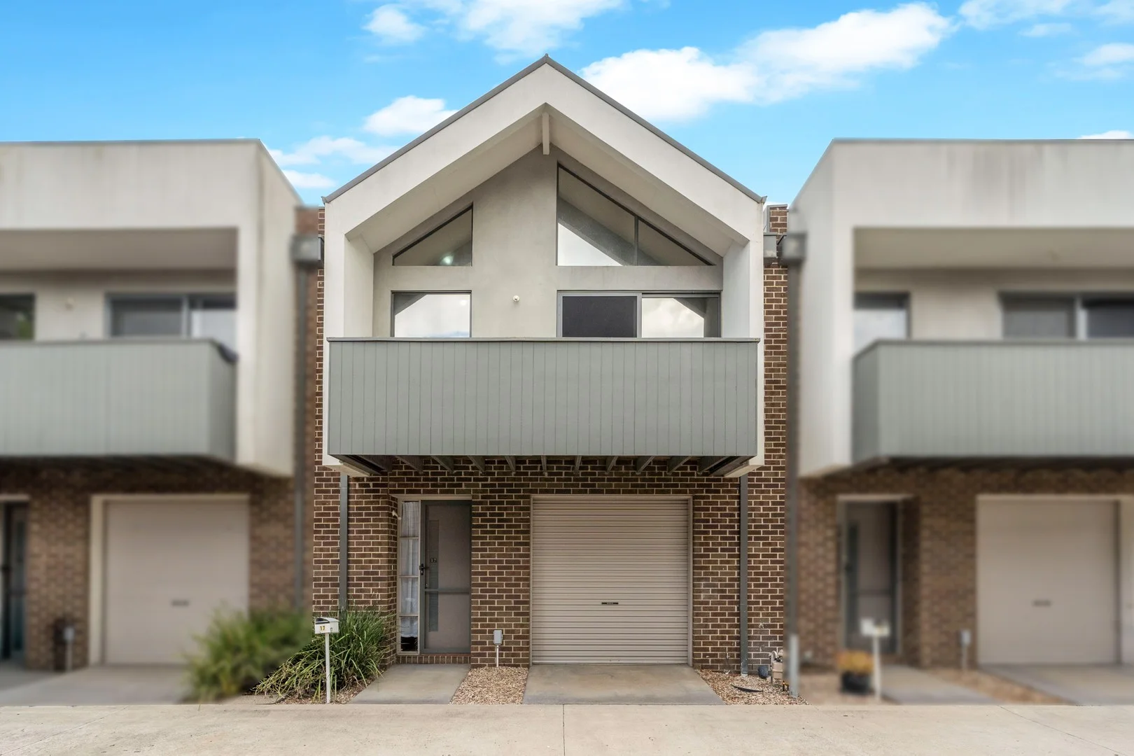 17/24 Healesville Loop, Craigieburn VIC 3064
