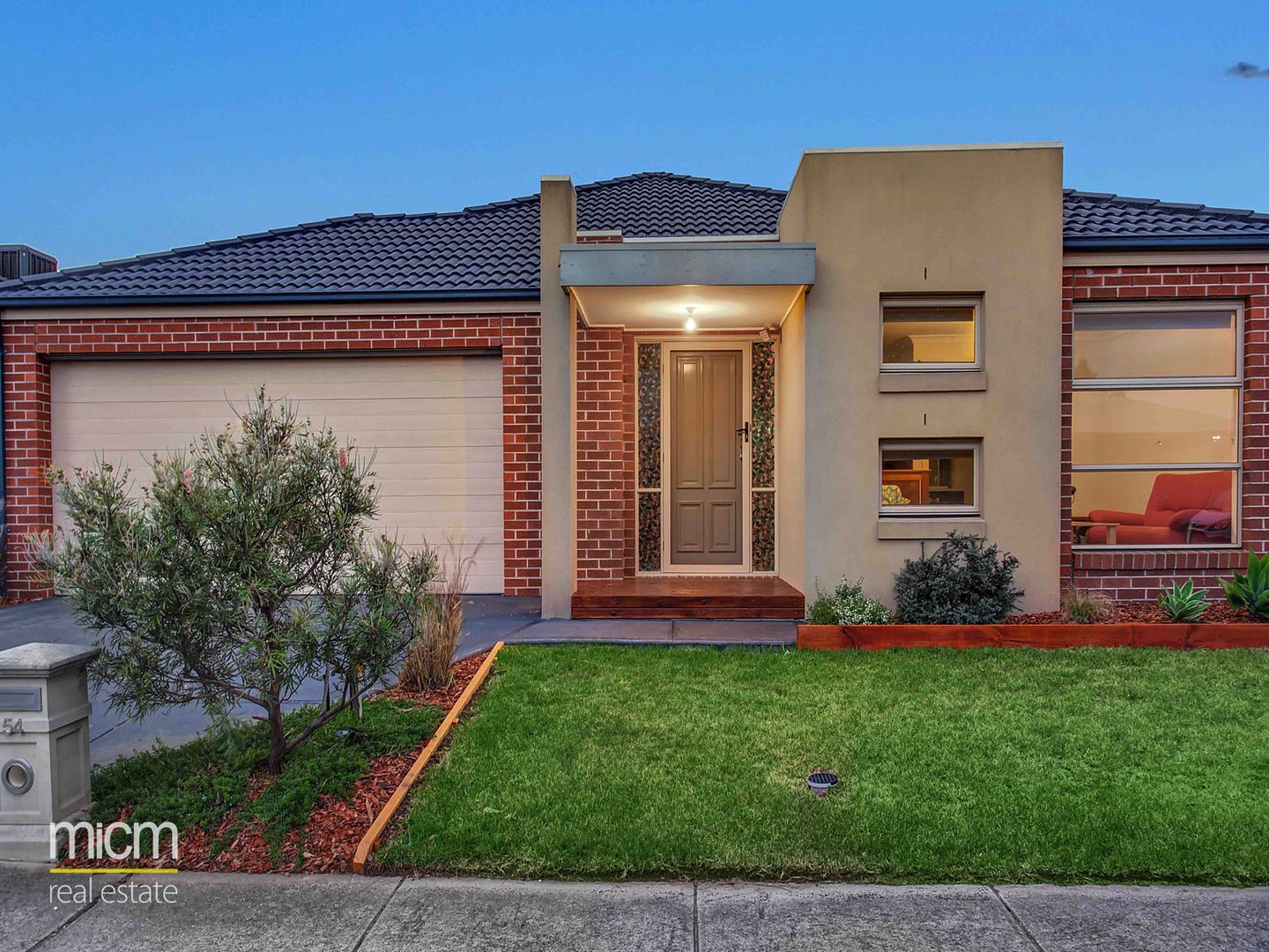 54 Fongeo Drive, Point Cook VIC 3030