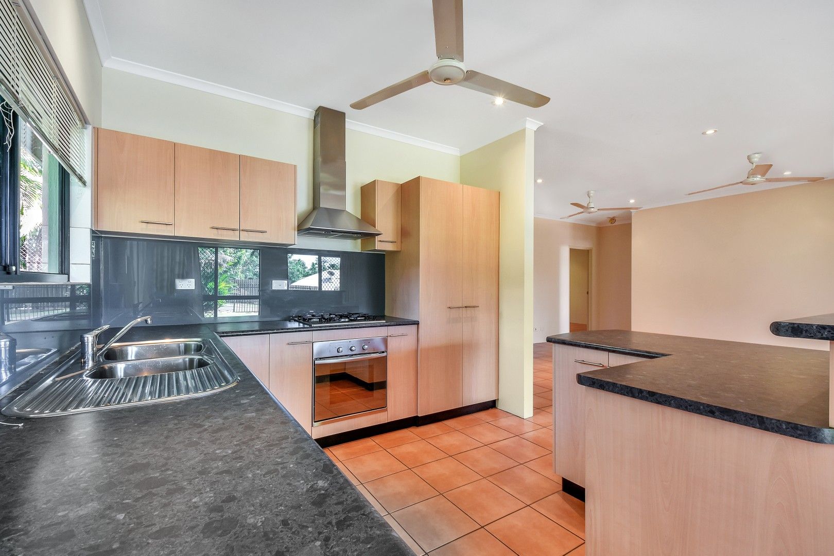 3 bedrooms House in 1/22 Redshank Court BAKEWELL NT, 0832