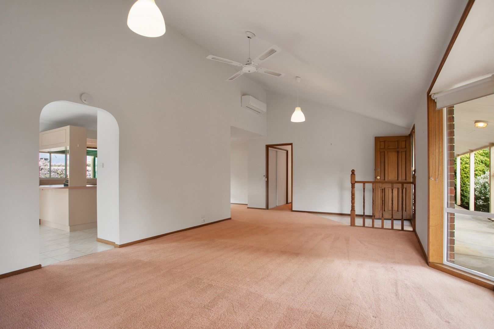 3 bedrooms House in 7 Deborah Court SOMERVILLE VIC, 3912