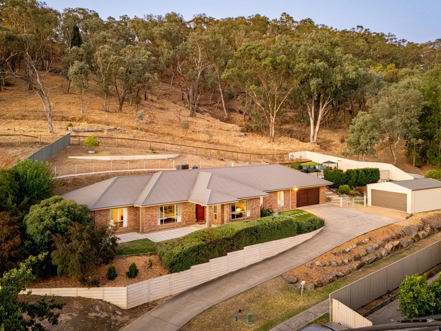 5 Rixon Place, Glenroy NSW 2640