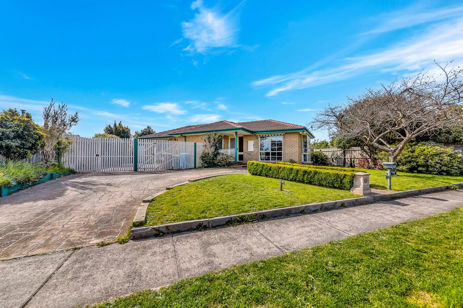 3 bedrooms House in 27 Duff Street CRANBOURNE VIC, 3977