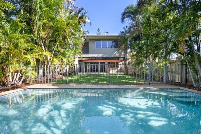 Picture of 17 Hythe Street, MIAMI QLD 4220
