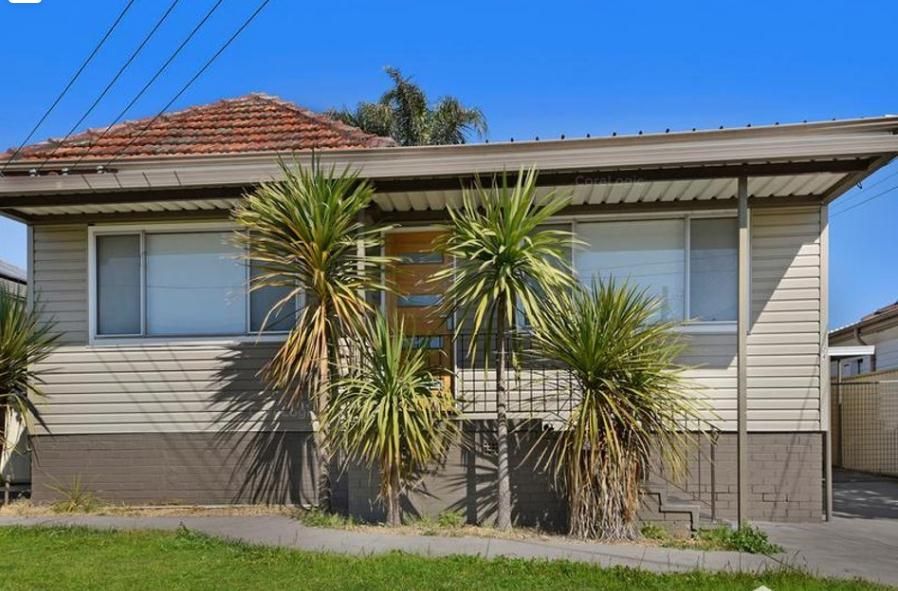 4 bedrooms House in 24 Steel St SOUTH GRANVILLE NSW, 2142