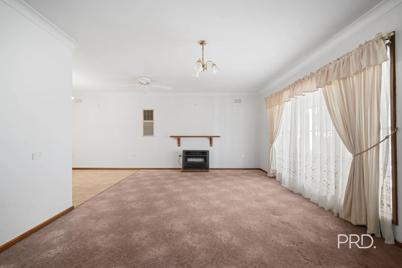 Additional image 3 of 13 Fraser Street, Mount Austin NSW 2650