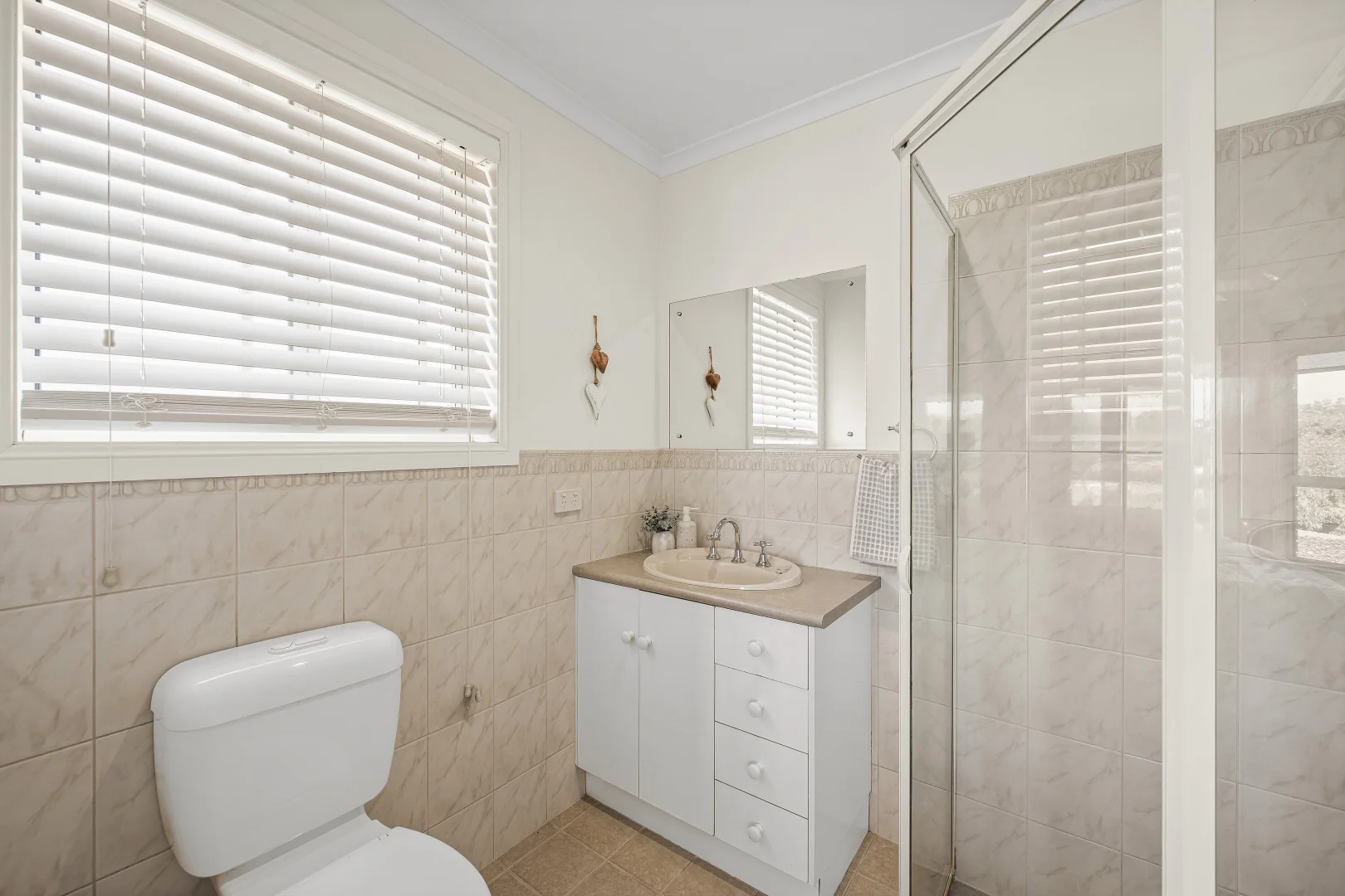 Additional image 14 of 2 The Crescent, Seaford Rise SA 5169