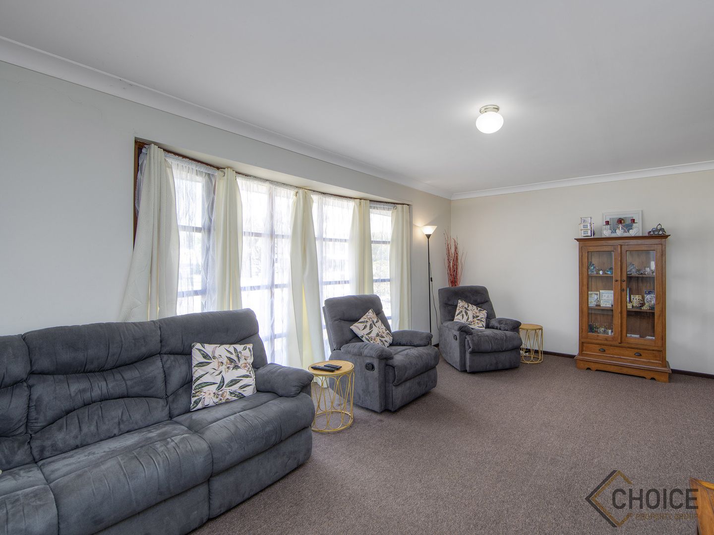 7 Poplar Court, Forrestfield WA 6058, Image 2