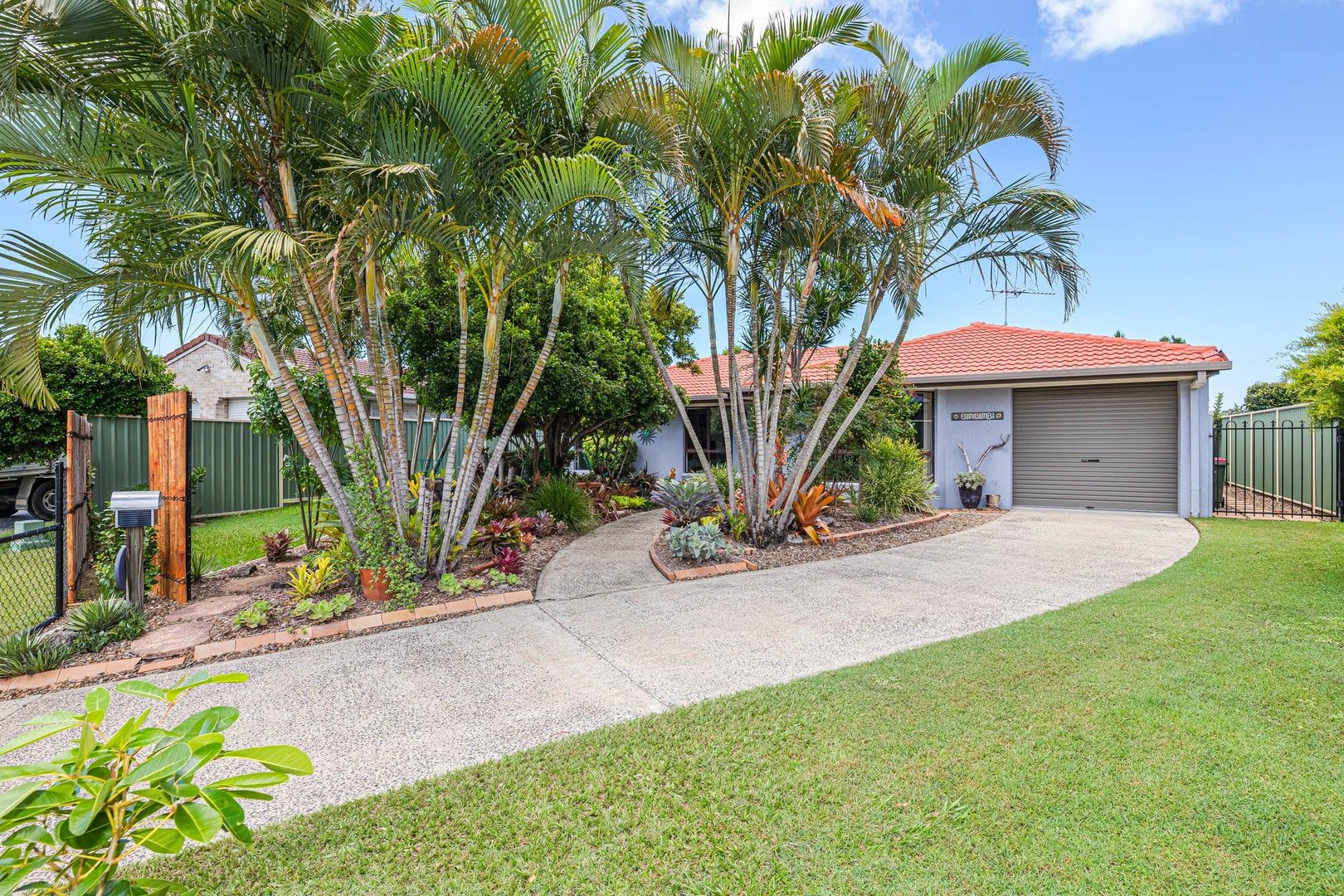3 bedrooms House in 6 Sanctuary Court BONGAREE QLD, 4507