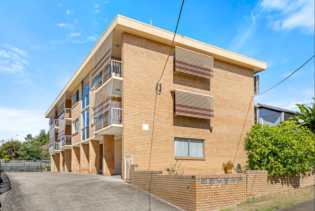 2 bedrooms Apartment / Unit / Flat in 1/34 Newdegate Street GREENSLOPES QLD, 4120