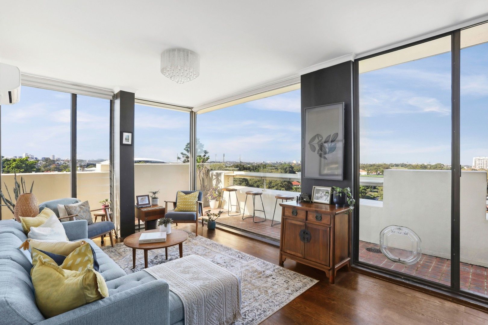 2 bedrooms Apartment / Unit / Flat in 33/471 South Dowling Street SURRY HILLS NSW, 2010