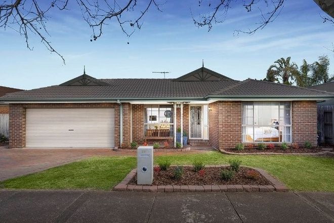 Picture of 29 Perceval Crescent, TAYLORS LAKES VIC 3038