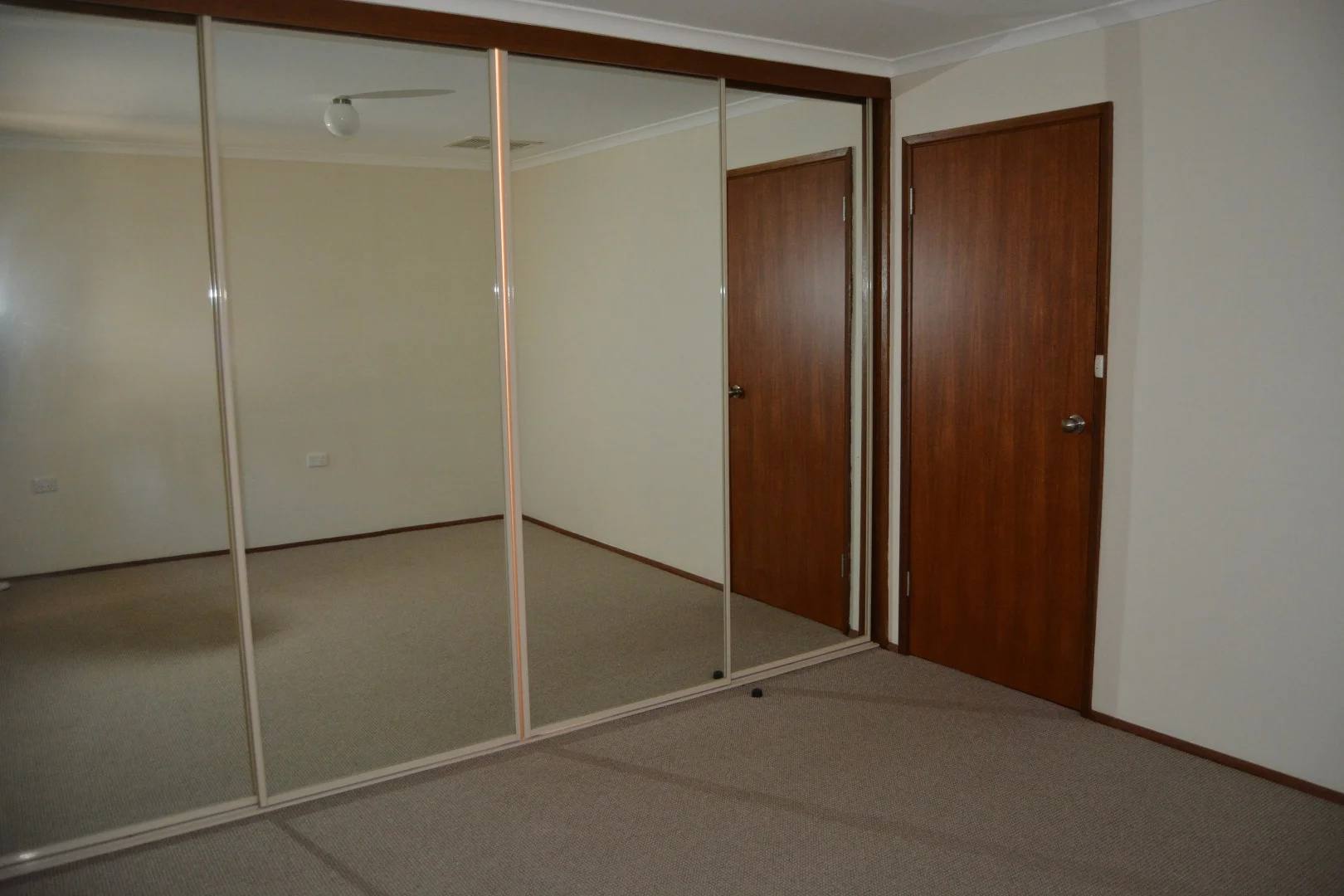 Additional image 12 of 7 Nyaroo Ct, Roxby Downs SA 5725