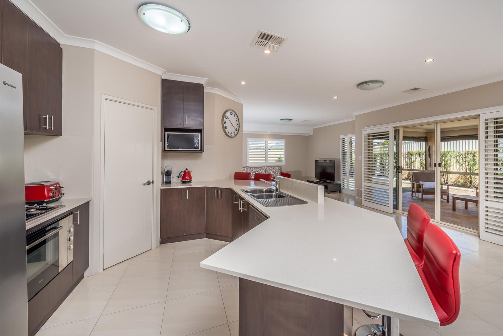 1 Maroma Loop, Burns Beach WA 6028, Image 2