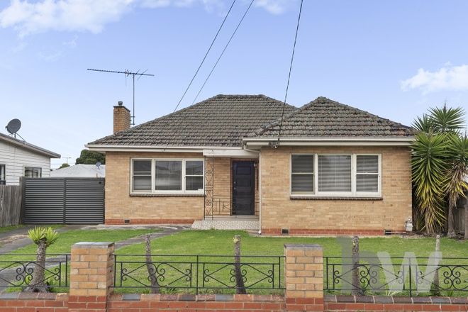 Picture of 9 Robb Avenue, HAMLYN HEIGHTS VIC 3215