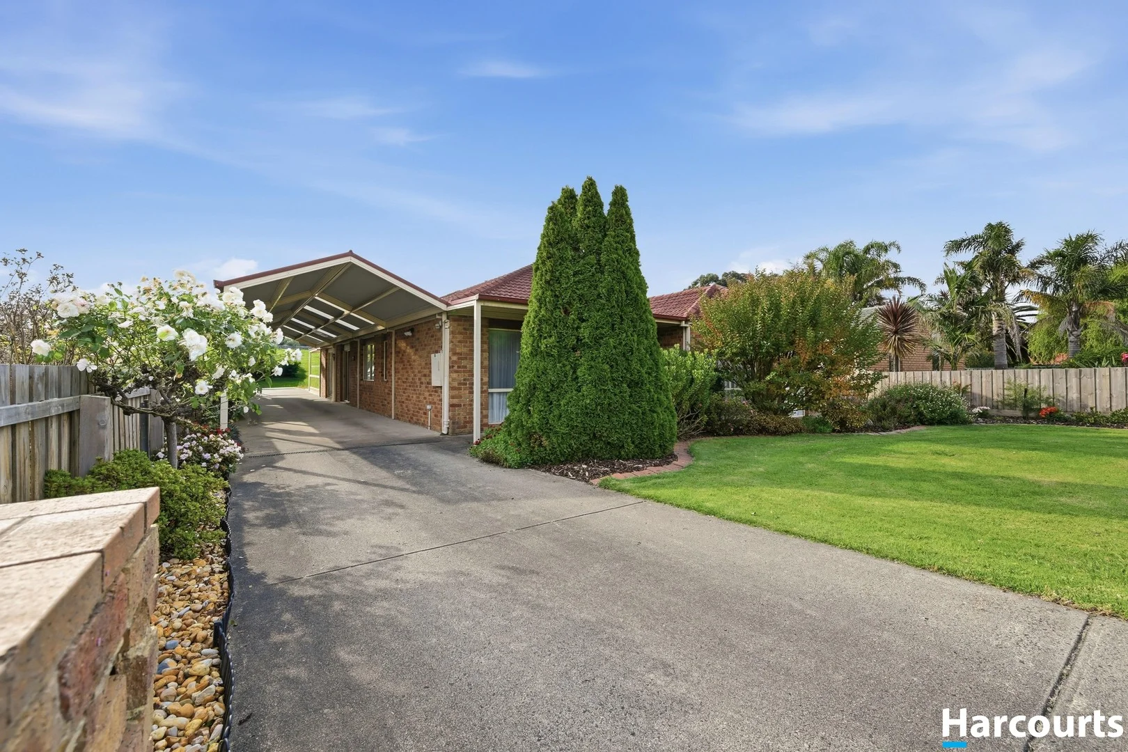 8 Clinton Court, Leongatha VIC 3953