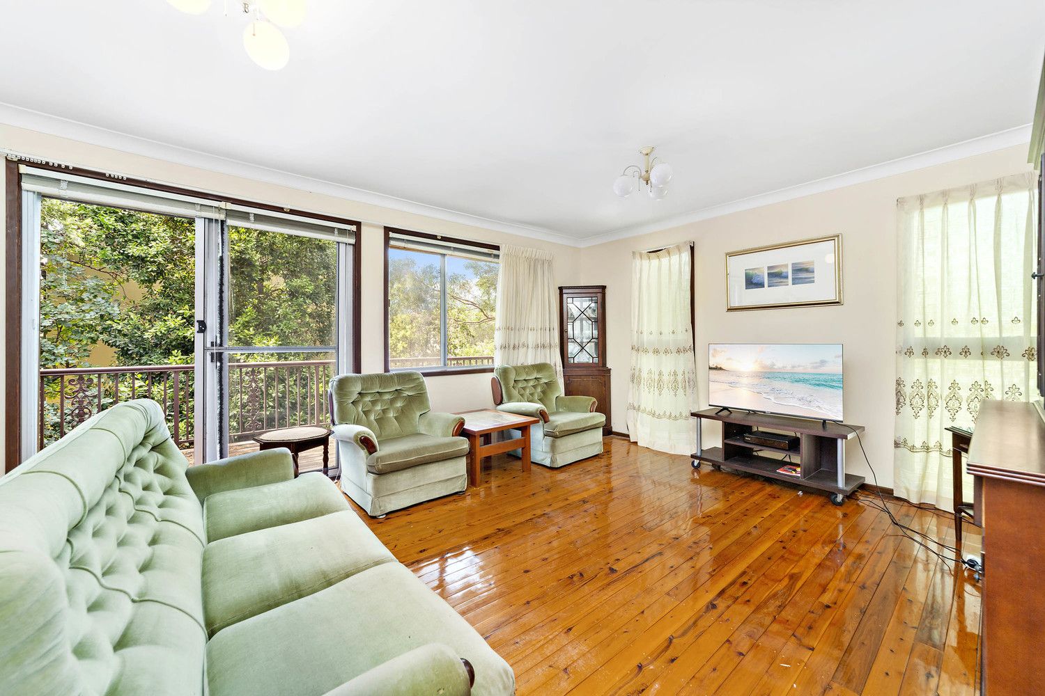 5 bedrooms House in 2A Ferndale Road REVESBY NSW, 2212