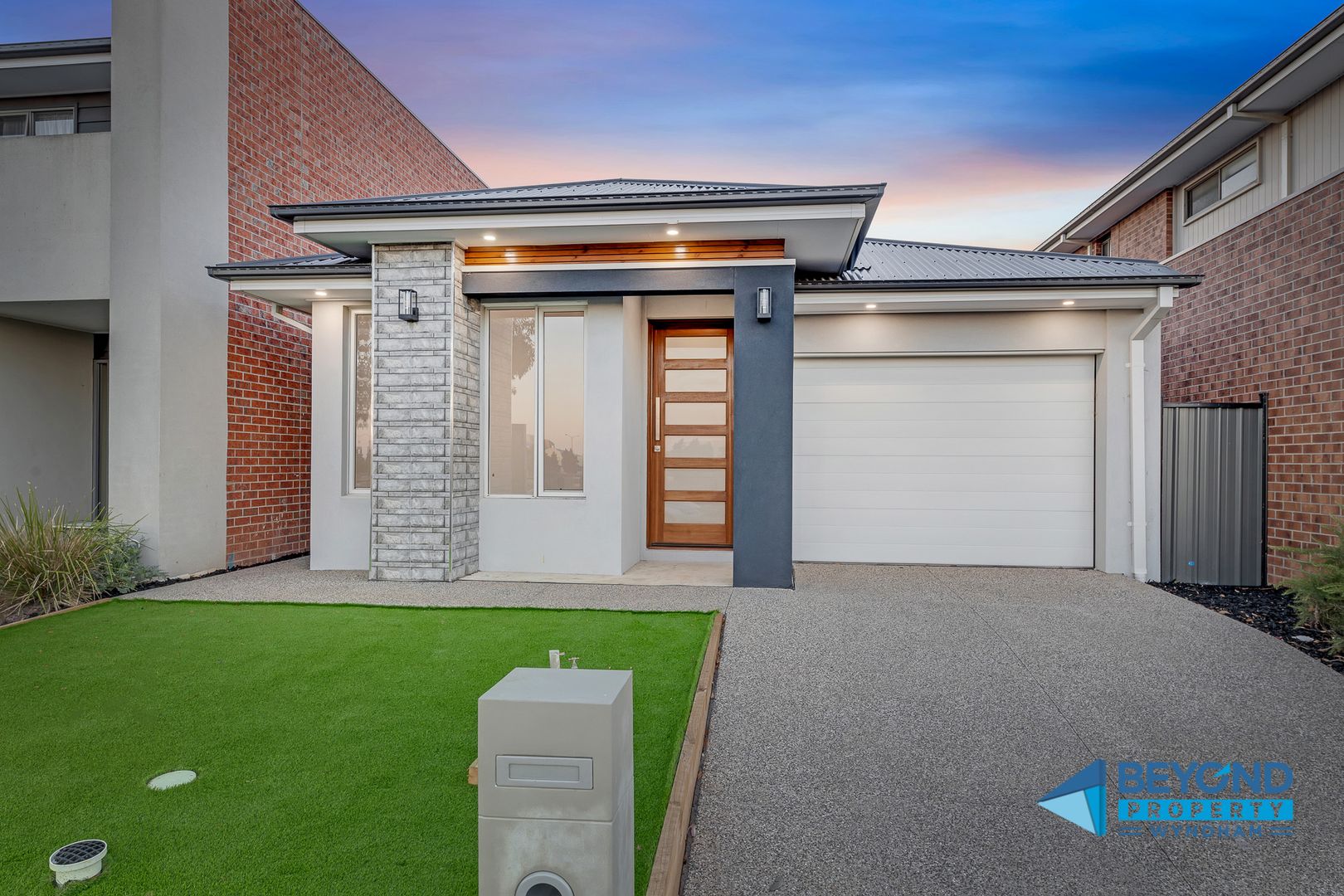 28 Neroli Crescent, Truganina VIC 3029, Image 1