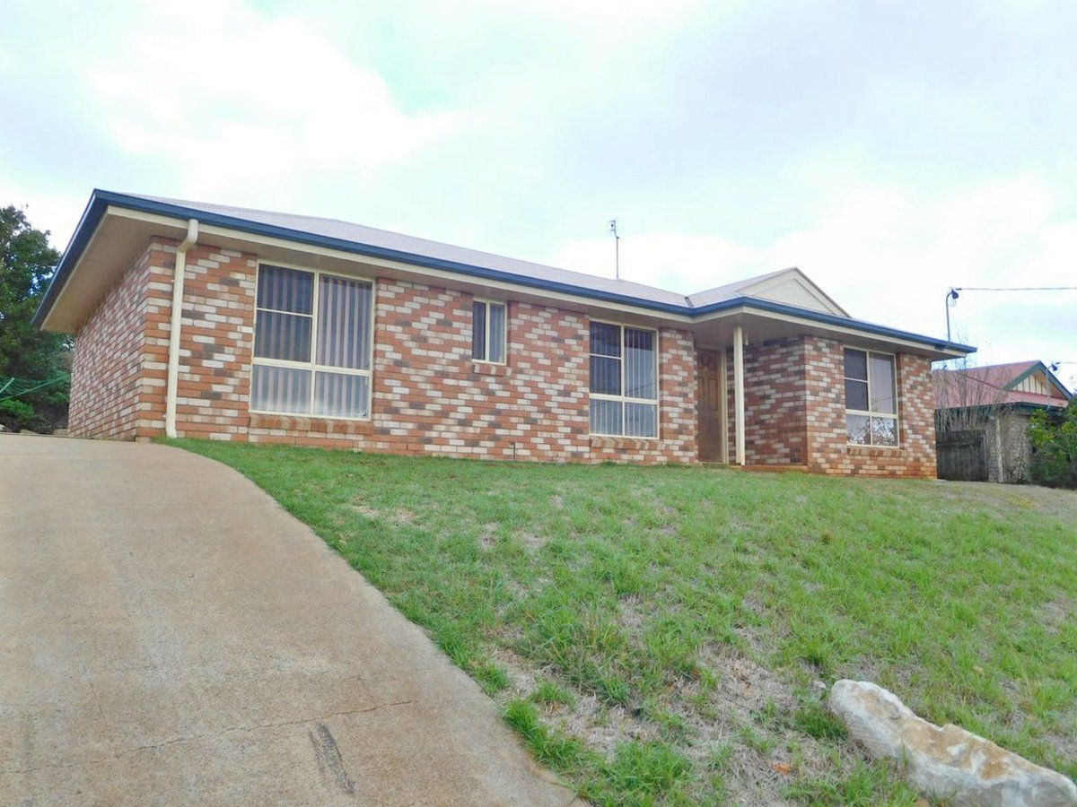 6 bedrooms House in 96 Gorman St, Darlin Gorman St DARLING HEIGHTS QLD, 4350