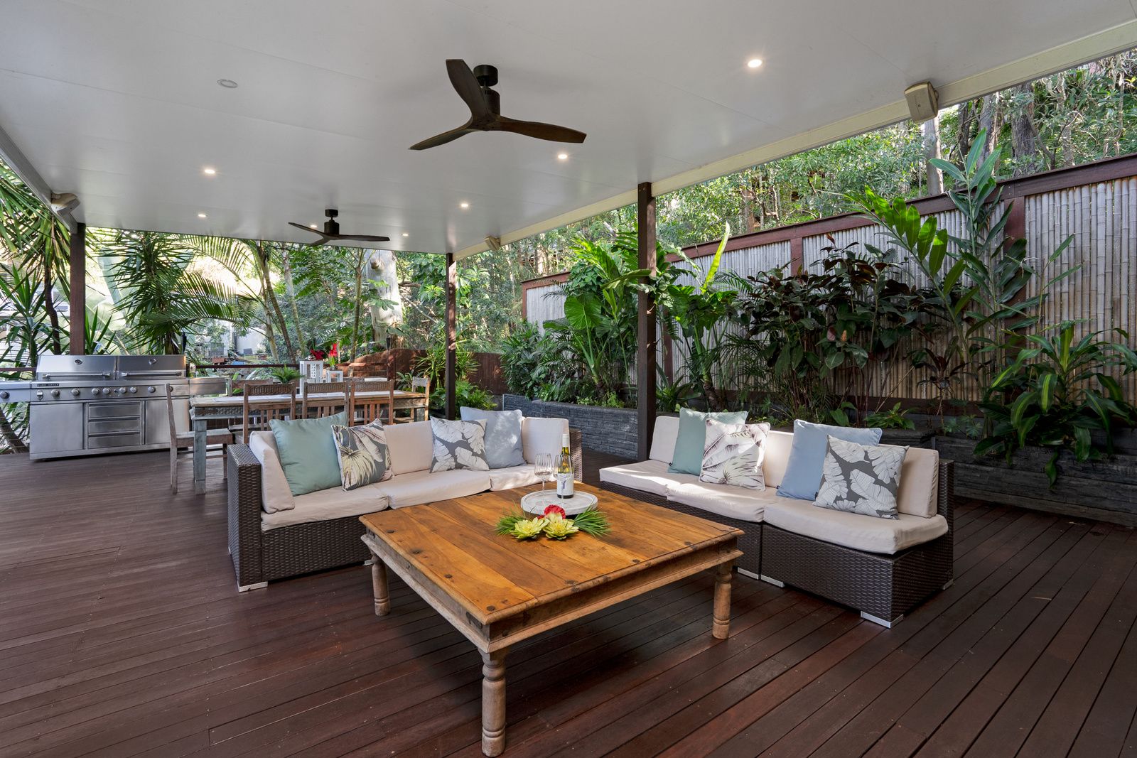 3 bedrooms Townhouse in 25/8-12 Sherwood Close MUDGEERABA QLD, 4213
