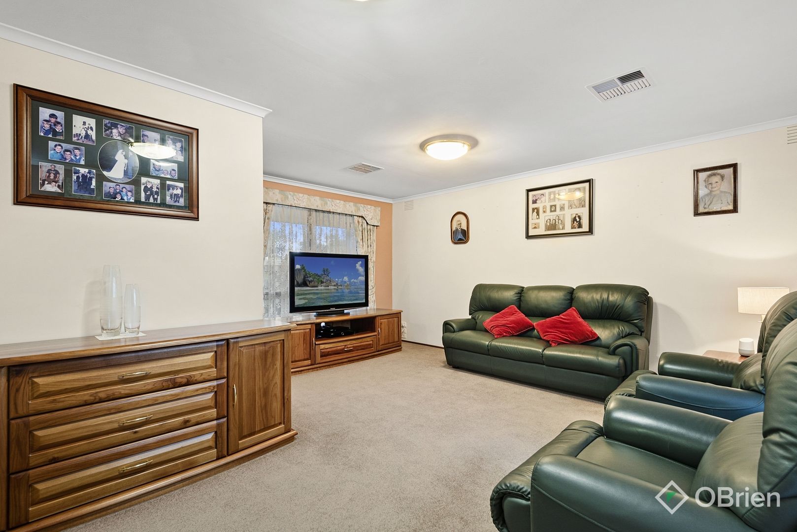 9 Quirk Court Endeavour Hills VIC 3802 Domain