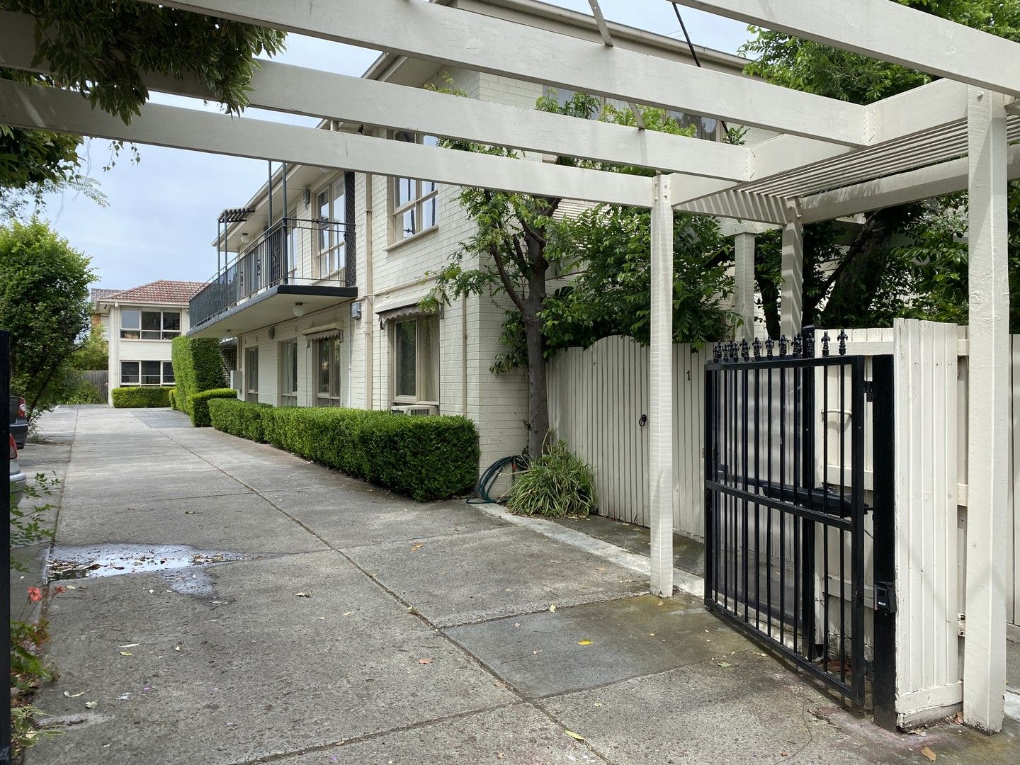 1 bedrooms Apartment / Unit / Flat in 10/11 Tattenham Street CAULFIELD EAST VIC, 3145