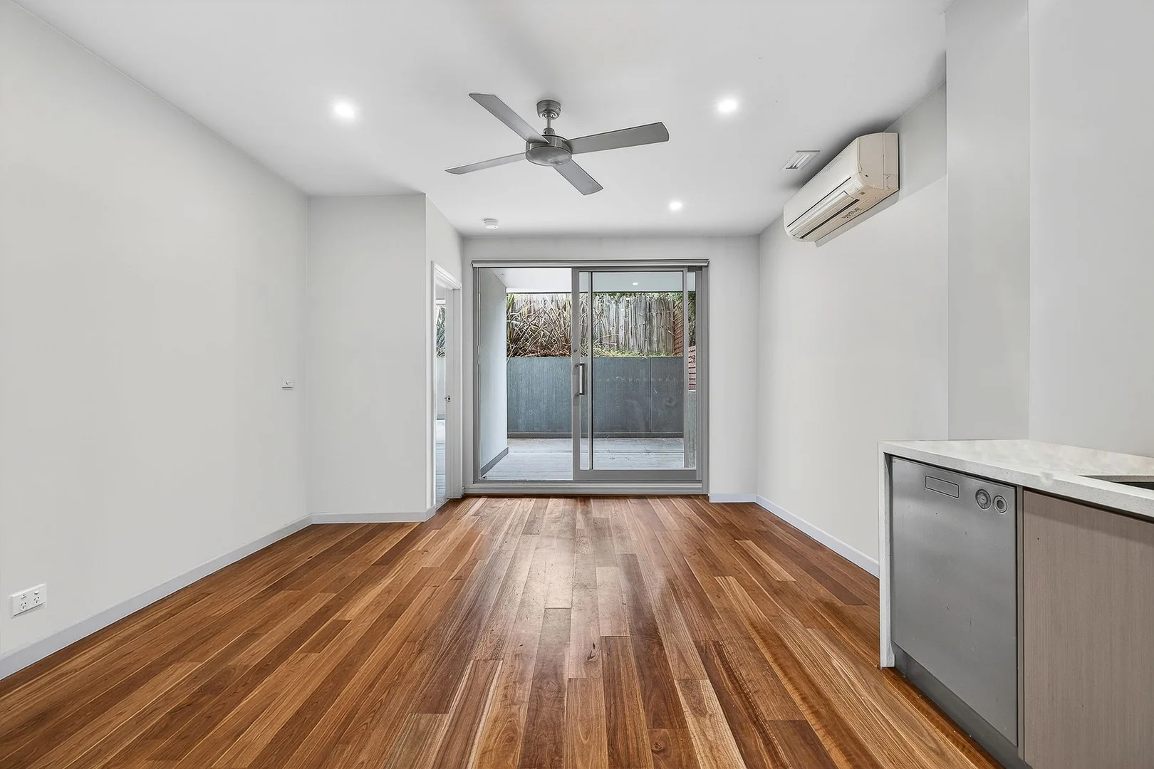 Additional image 7 of 102/326-328 Burwood Highway, Burwood VIC 3125