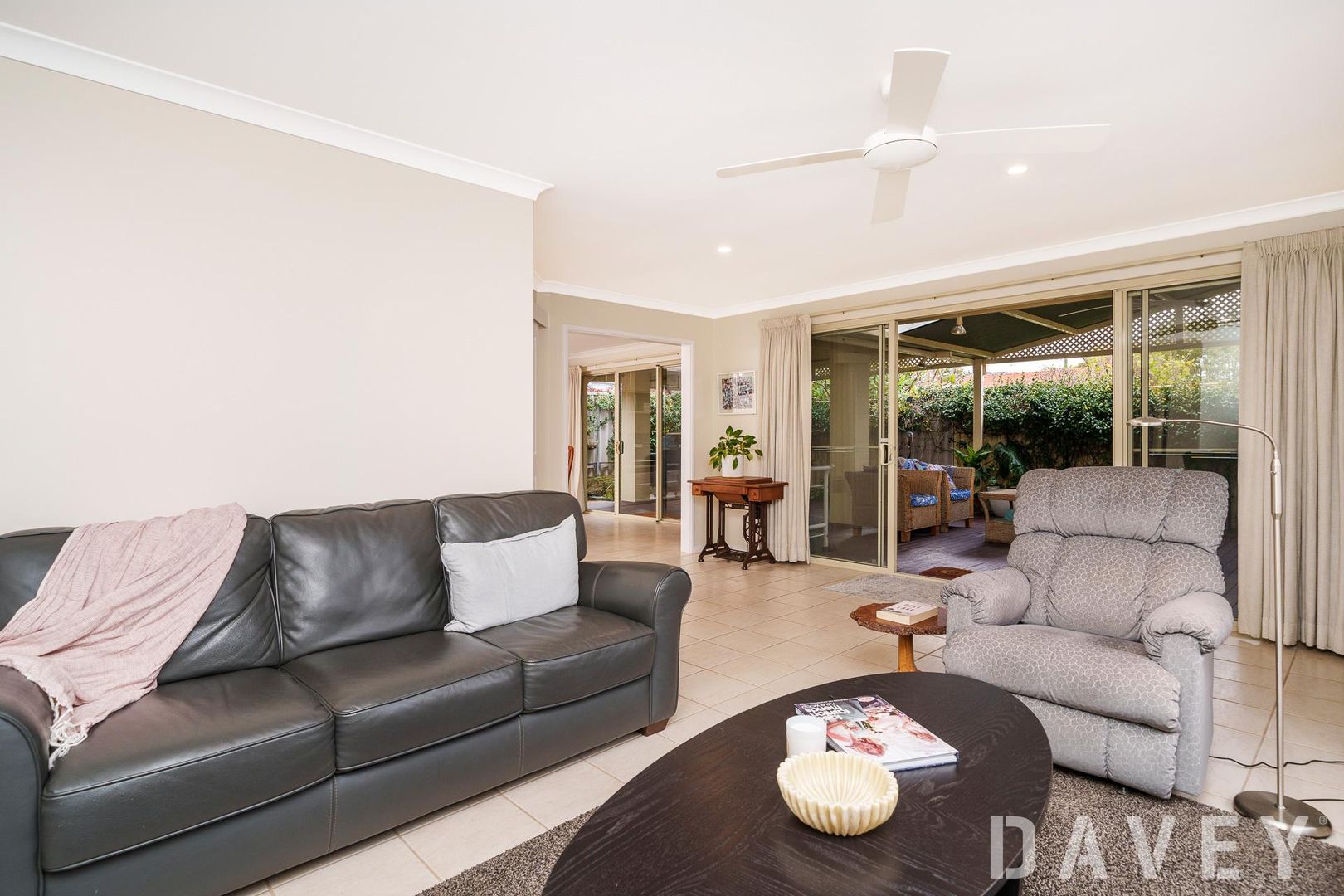 37A Margaret Street, Watermans Bay WA 6020, Image 2