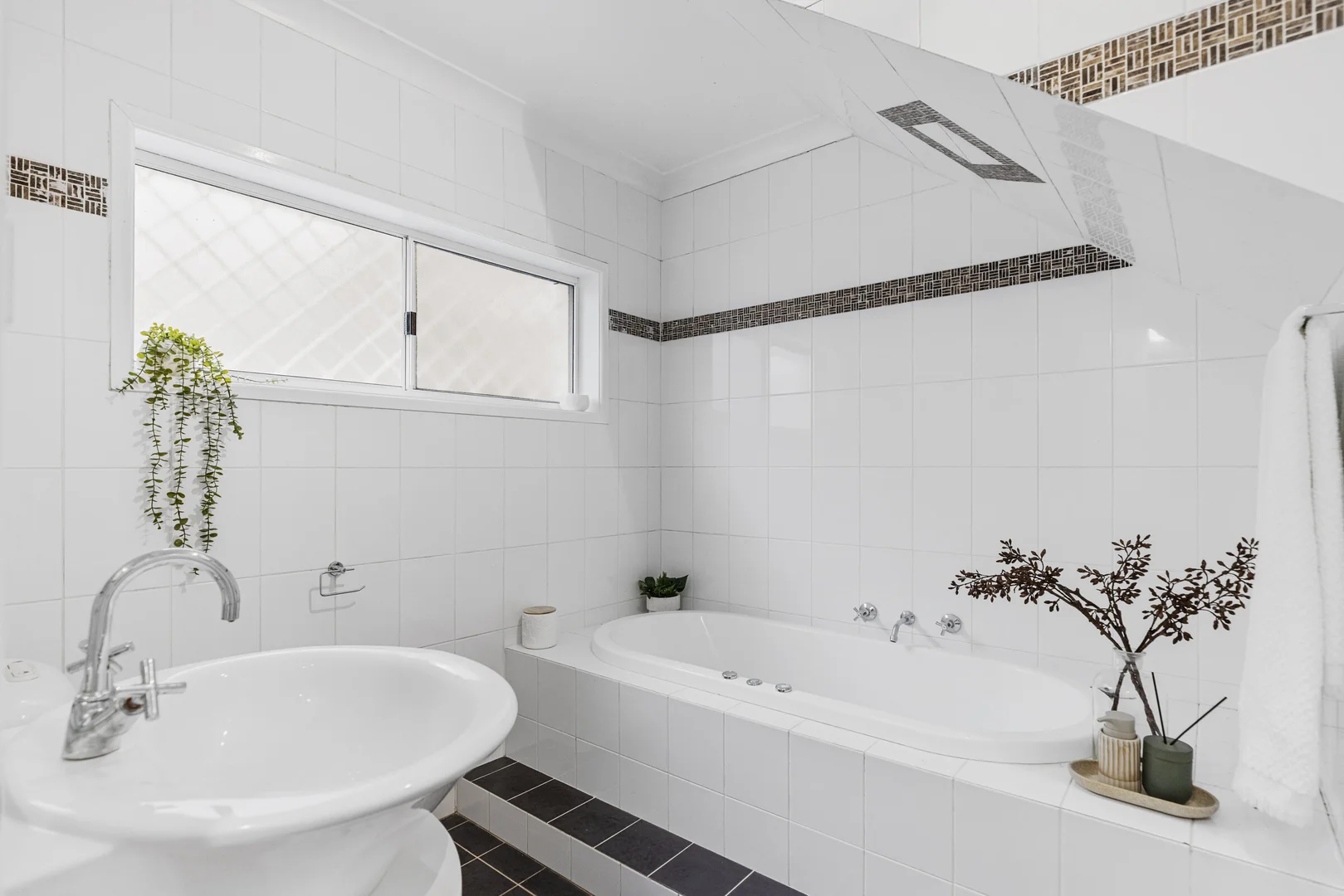 Additional image 9 of 2/39-45 Havenview Road, Terrigal NSW 2260