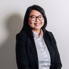 Elsa Wong, Sales representative