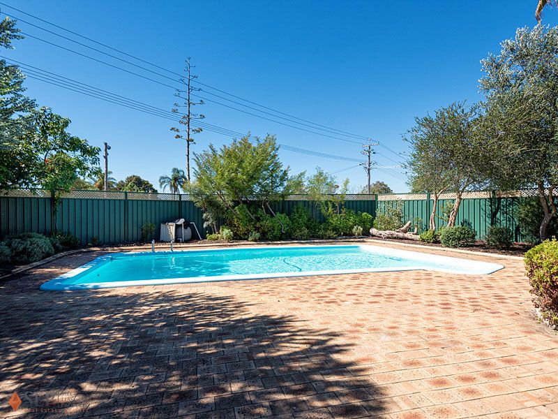 2 Plumridge Way, South Lake WA 6164, Image 2