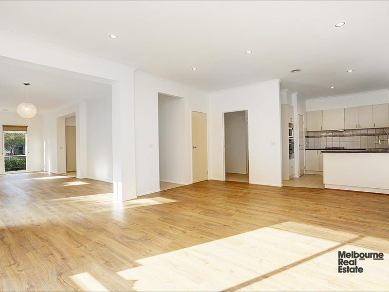 4 bedrooms House in 2 Muriel Reidy Street MARIBYRNONG VIC, 3032