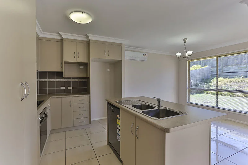 Additional image 2 of 20 Cuttaburra Crescent, Glenvale QLD 4350