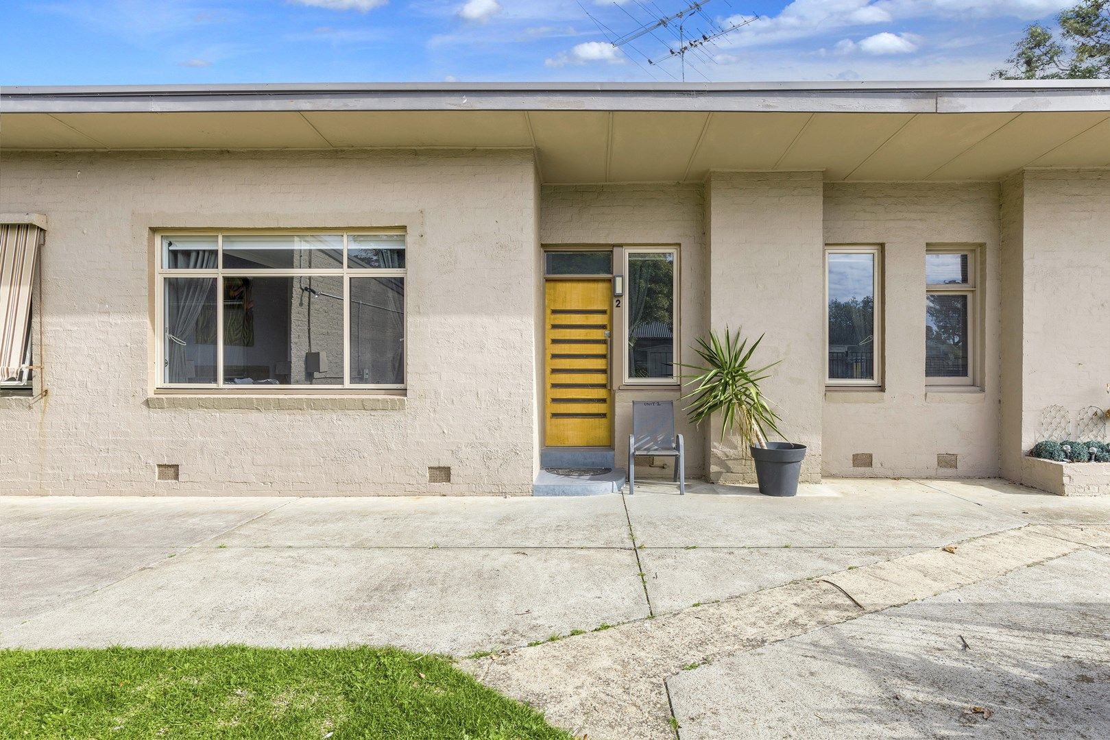 2 bedrooms Townhouse in 2/860 Point Nepean Road ROSEBUD VIC, 3939