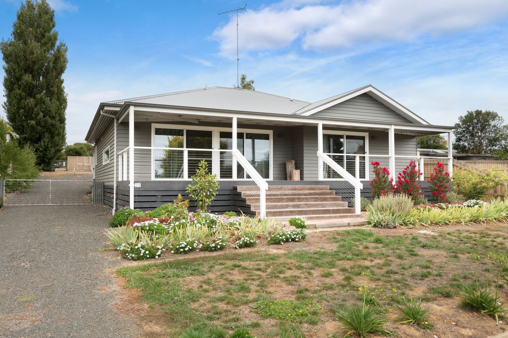 21 Dundas Street, Lancefield VIC 3435