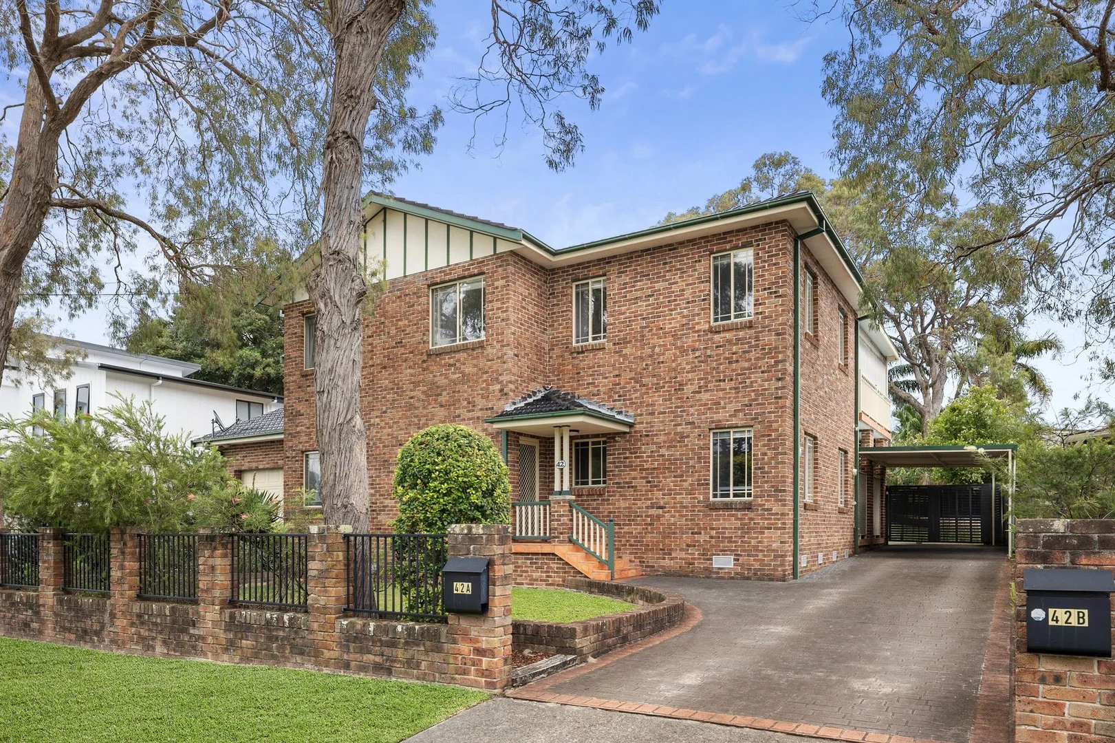 42 Alamein Avenue, Narraweena NSW 2099