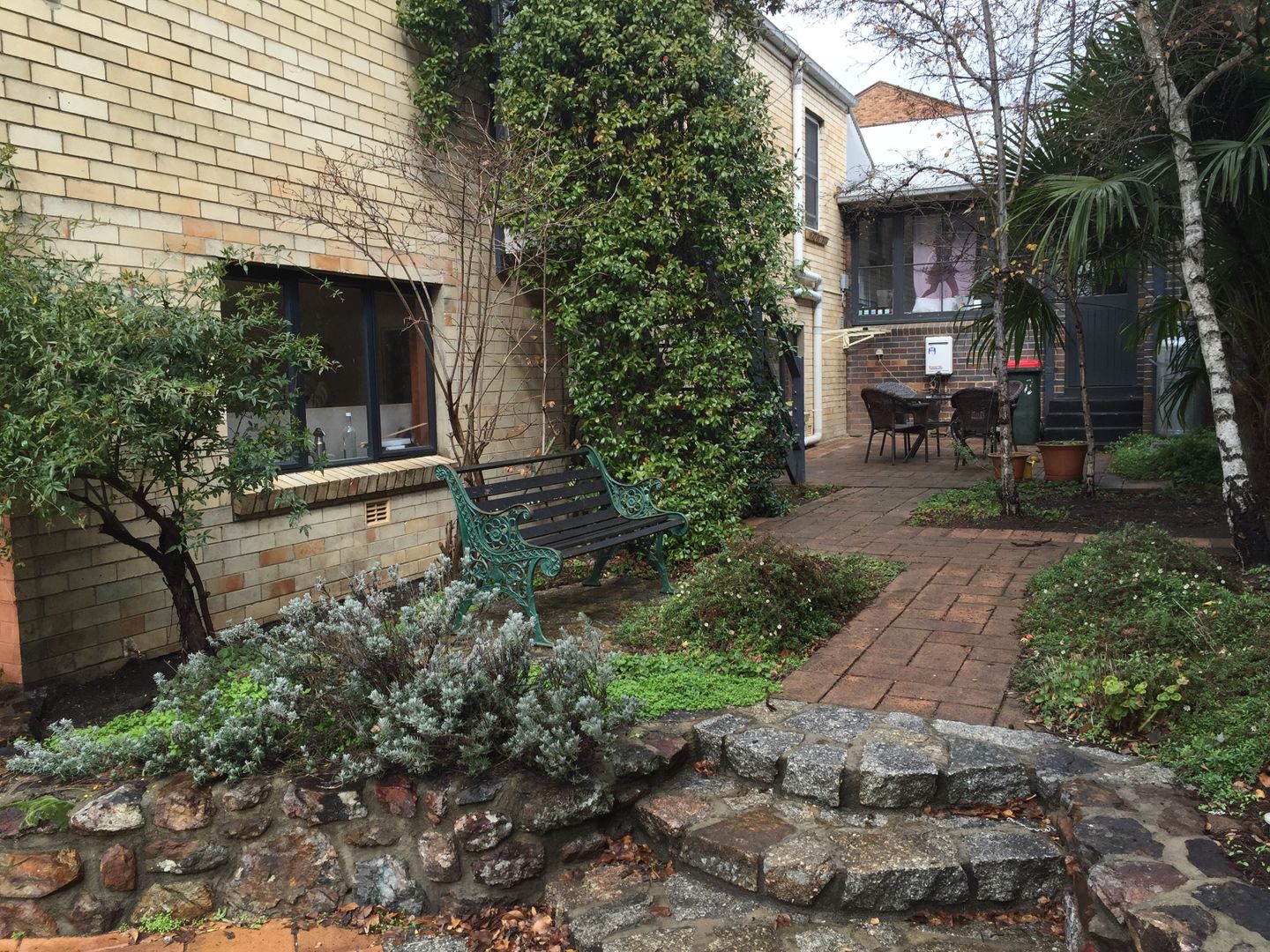 2 121 Beardy Street Armidale Nsw 2350 House For Rent 265 Domain