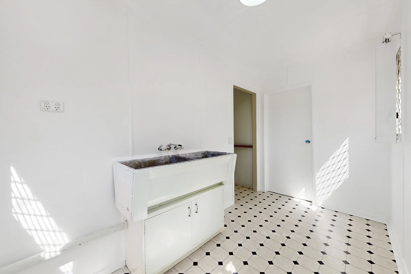 Additional image 13 of 27 Rothesay Street, Kenmore QLD 4069