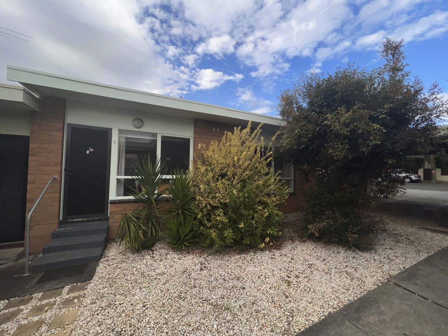 2 bedrooms Apartment / Unit / Flat in 7/28 Upper Skene Street NEWTOWN VIC, 3220