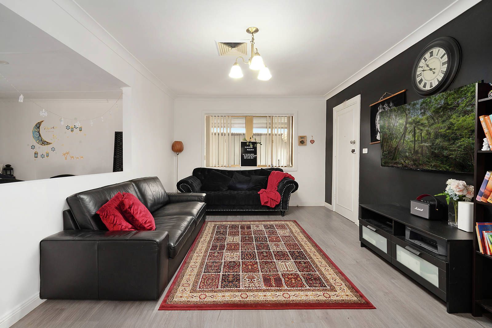 31 Gabo Crescent, Sadleir NSW 2168, Image 2