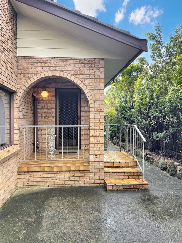 2 bedrooms Apartment / Unit / Flat in 2/5 Norman Street UMINA BEACH NSW, 2257